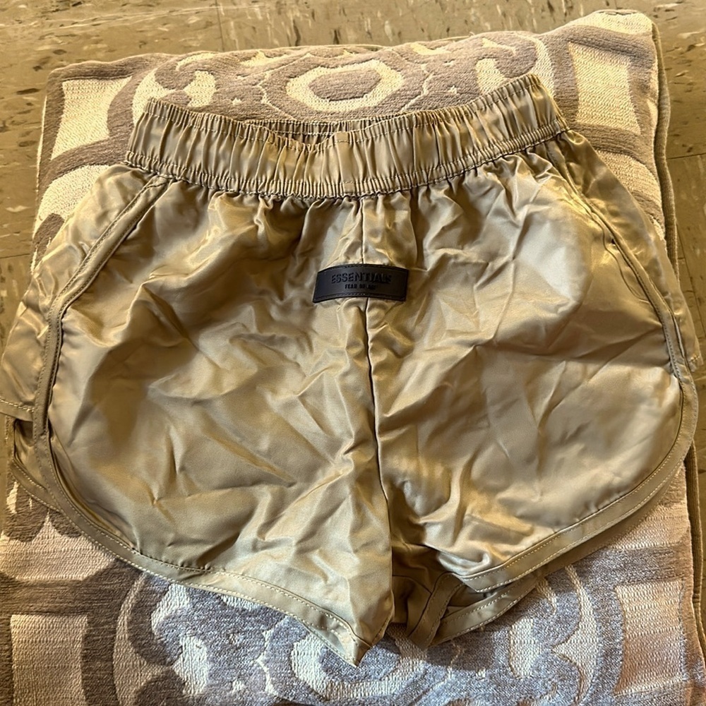 Essential Shorts